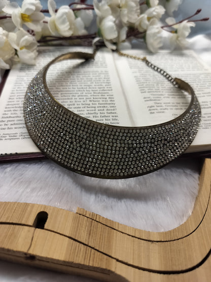 Shahi Elegant Neck Cuff