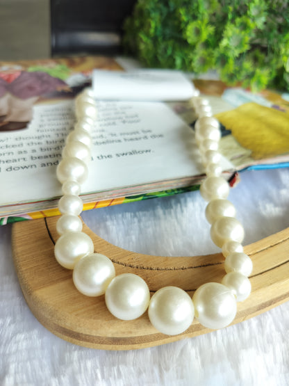 Hand Knotted Pearl Necklace