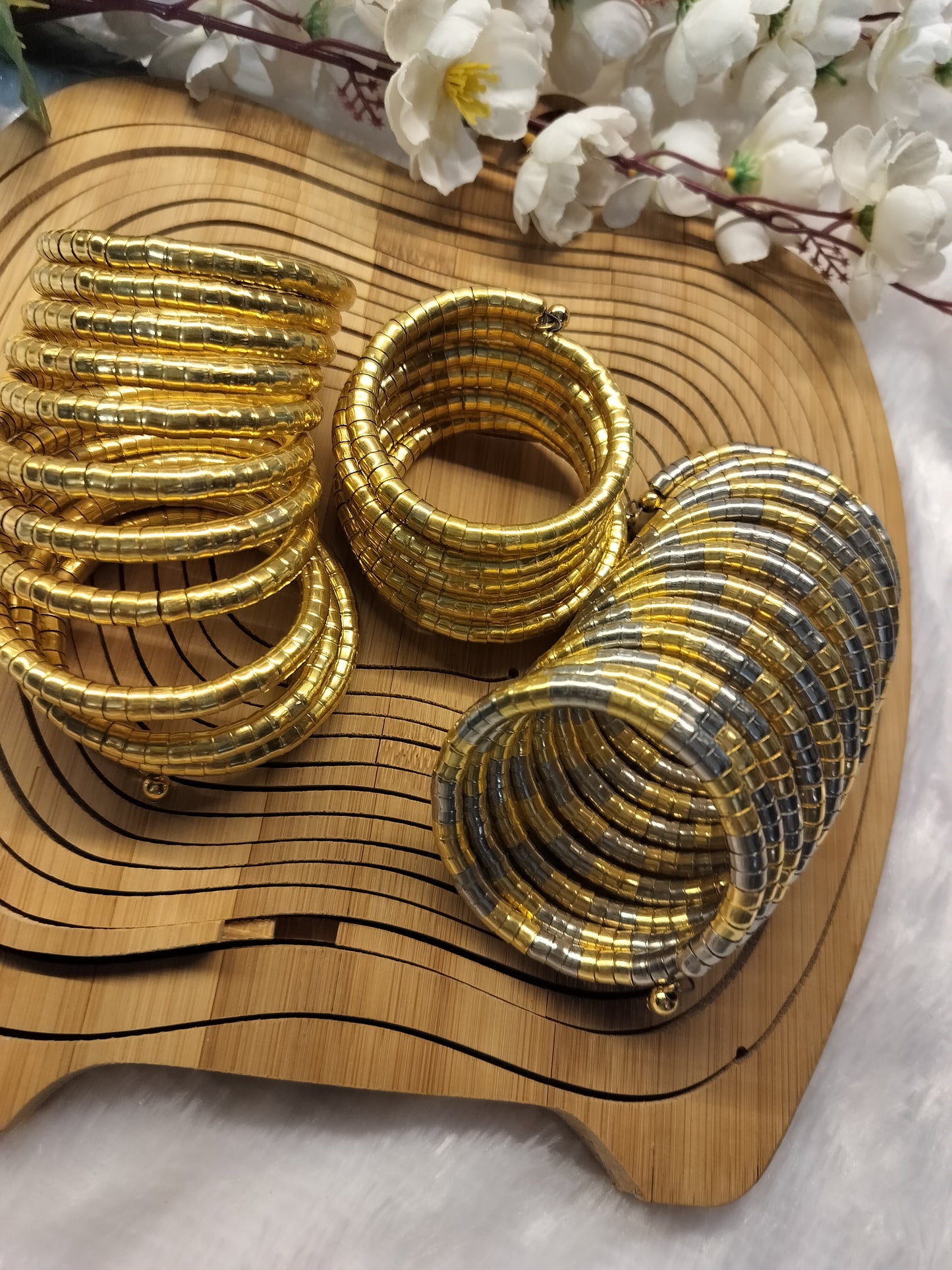 Ruhani Luxurious Bangles