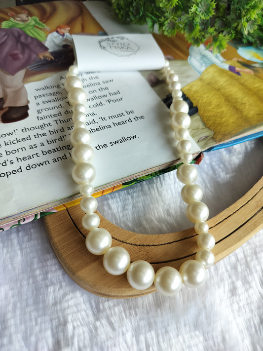 Hand Knotted Pearl Necklace