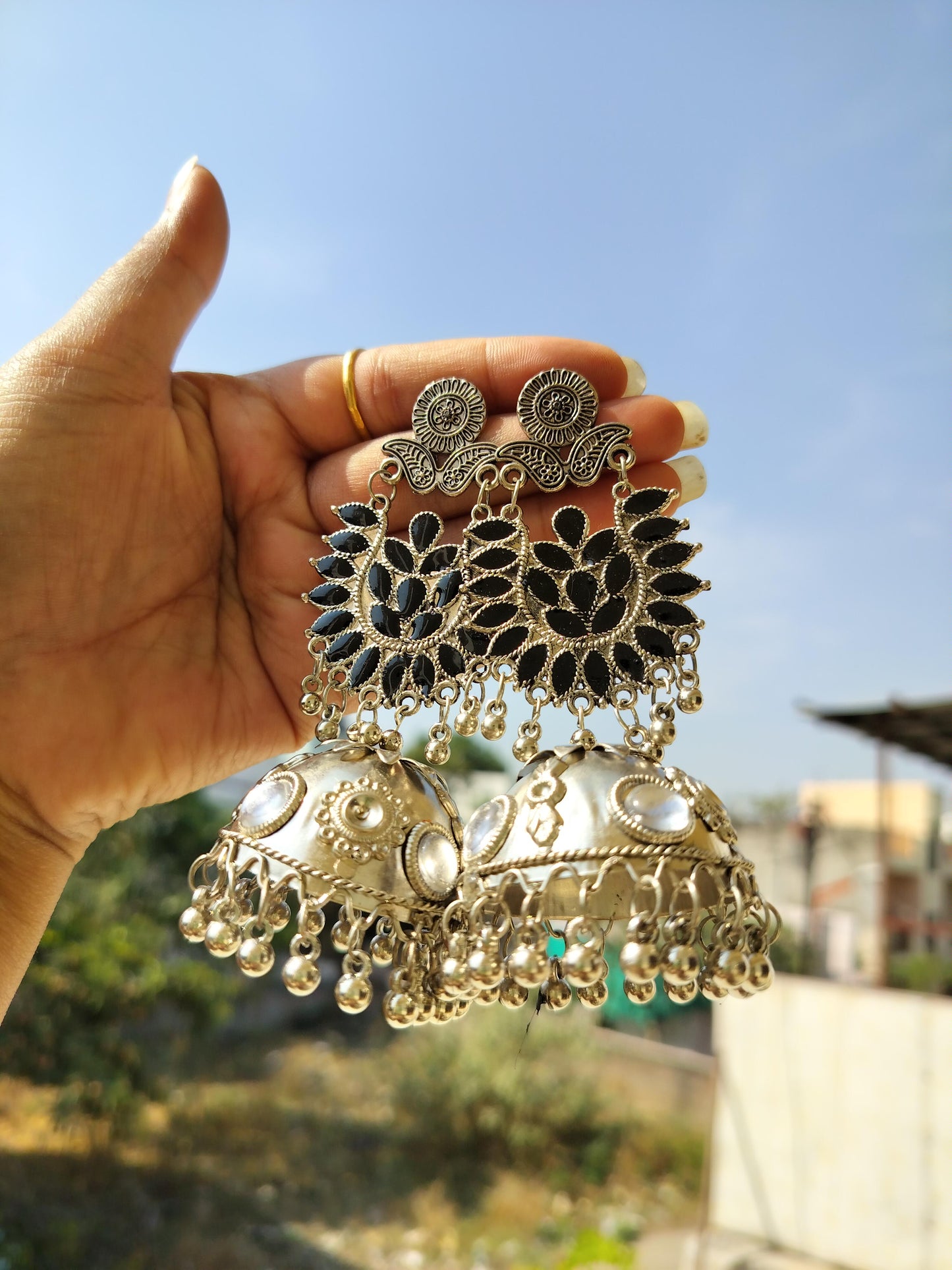 Jaipuri Oxidised Jhumka With Kundan