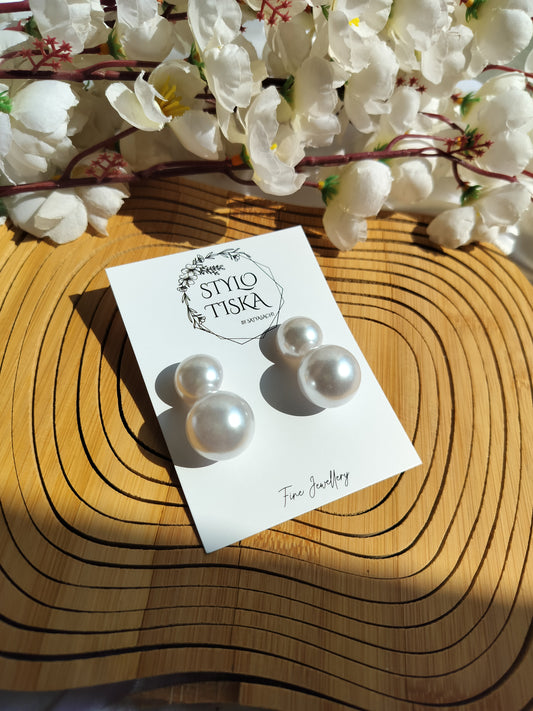 Shiddat Pearl Studs